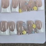 Duck Press-On Nails view 5