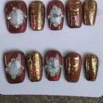 Designer Press-On Nails view 4
